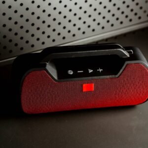 wireless-speakers-black-red
